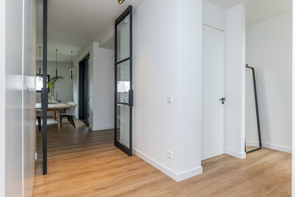 Foto - Te koop: Imposant ontworpen villa uit 2023 die alles te bieden heeft: luxe, comfort en duurzaamheid in de geliefde nieuwbouwwijk Park Hoogveld